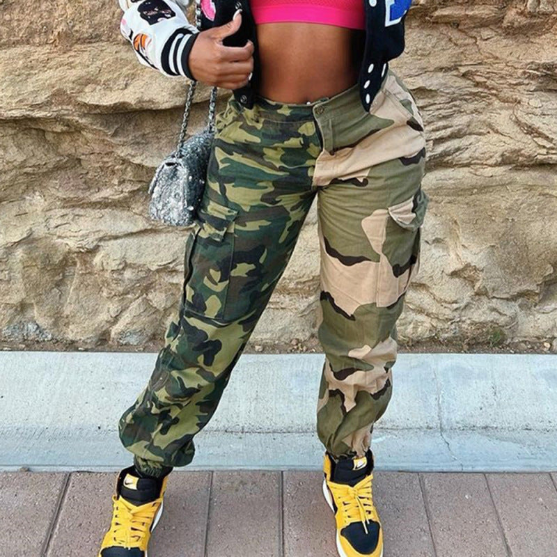 Pantalones deportivos casuales con paneles y estampado de camuflaje para mujer