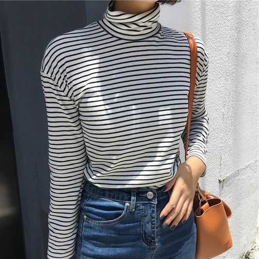 Camiseta informal de manga larga con cuello alto y estampado de rayas para mujer