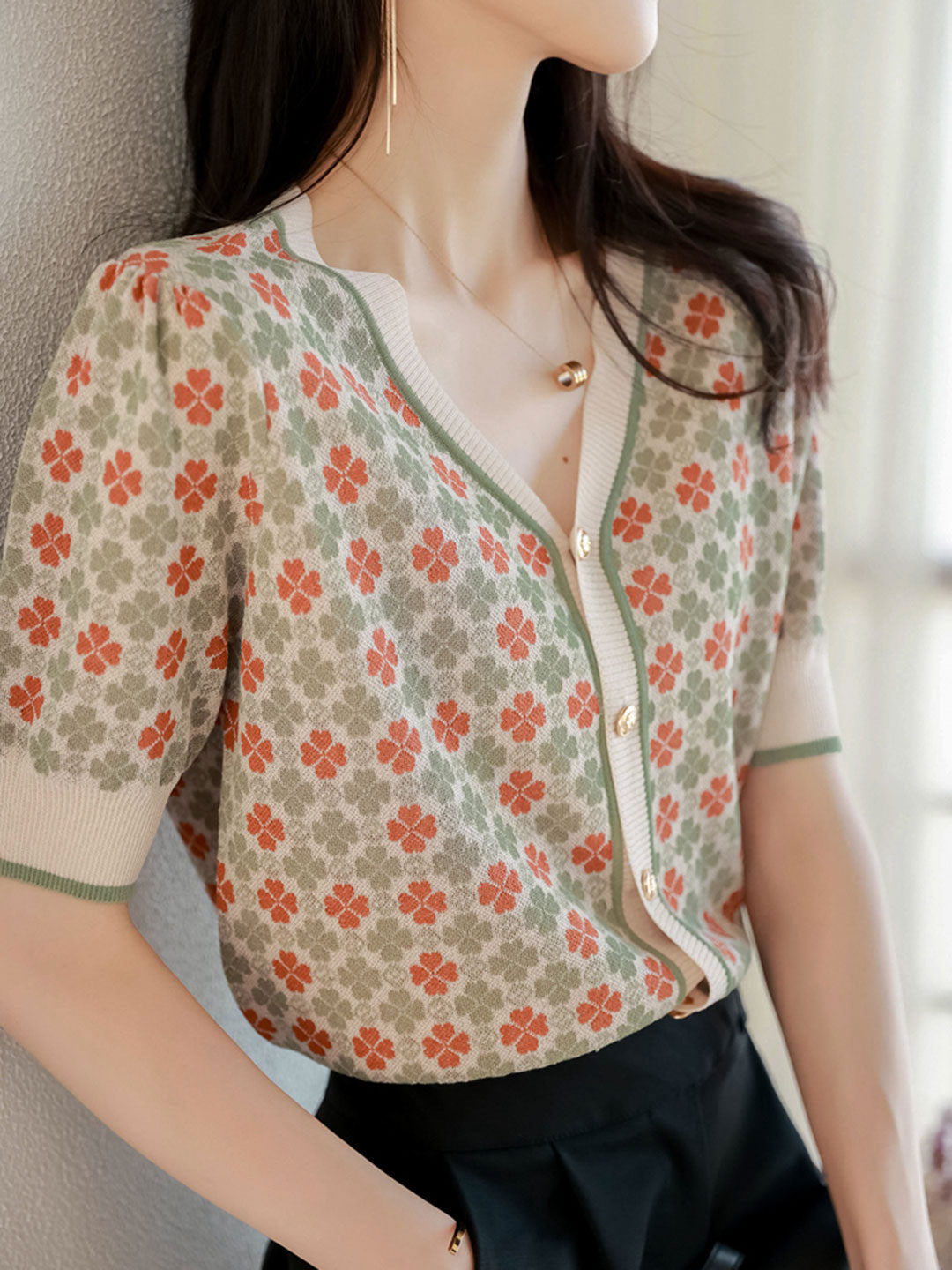 Sophia Vintage V-neck Printed Jacquard Cardigan