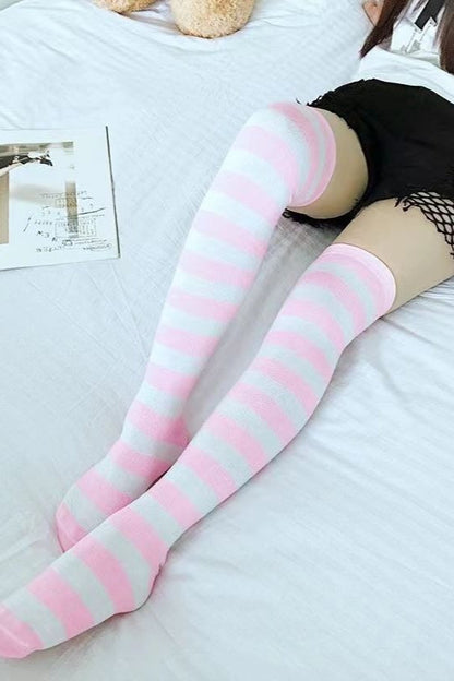 Fashionable Gothic Striped Long Calf Socks