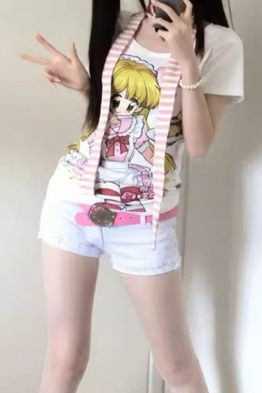 Edgy Harajuku Graphic Fitted Cotton T-shirt