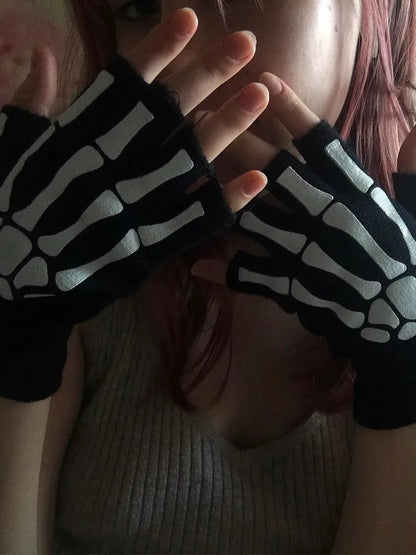 Winter Warm Black Skull Fingerless Gloves