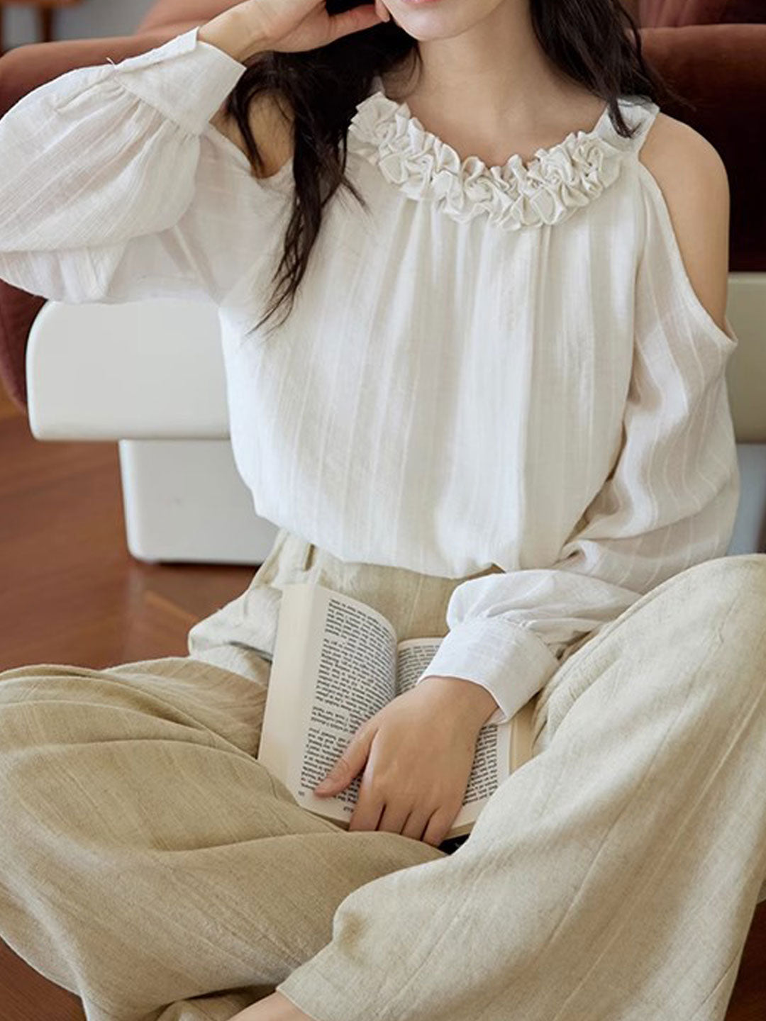 Morgan Elegant Crew Neck Solid Color Top