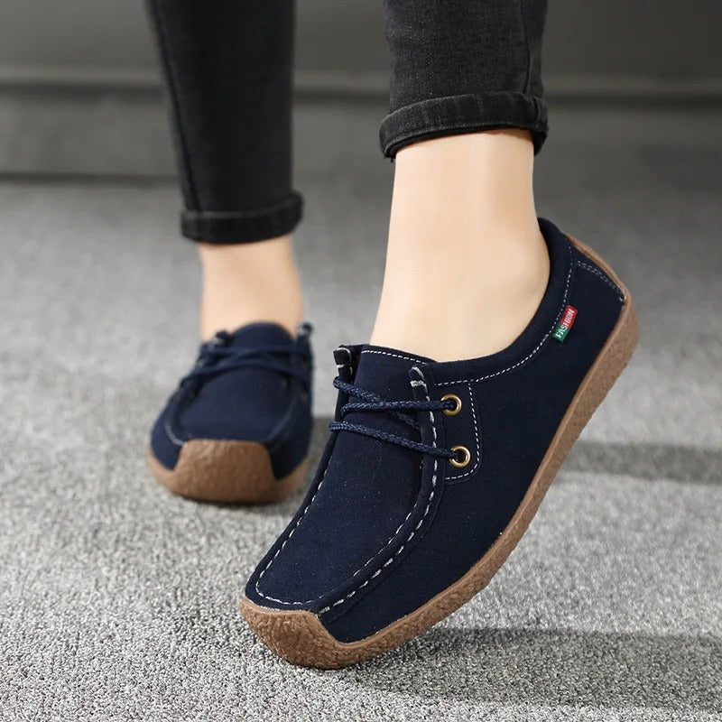 Women’s Vintage Suede Sneakers with Lace | Great for Everyday Wear