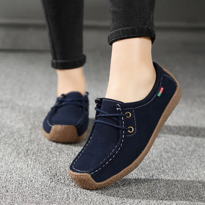 Women’s Vintage Suede Sneakers with Lace | Great for Everyday Wear