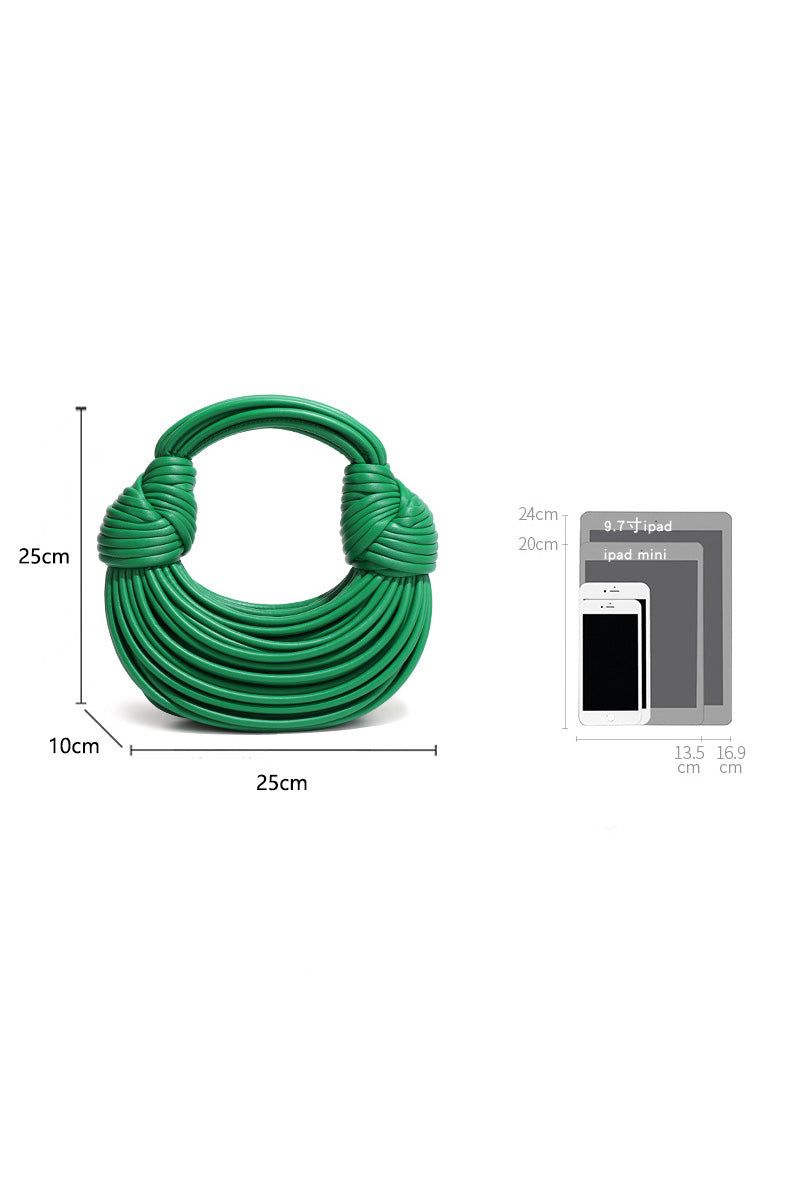 Bolso con forma de fideos