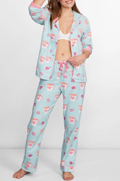 Conjunto de pijama con estampado de corazones y labios