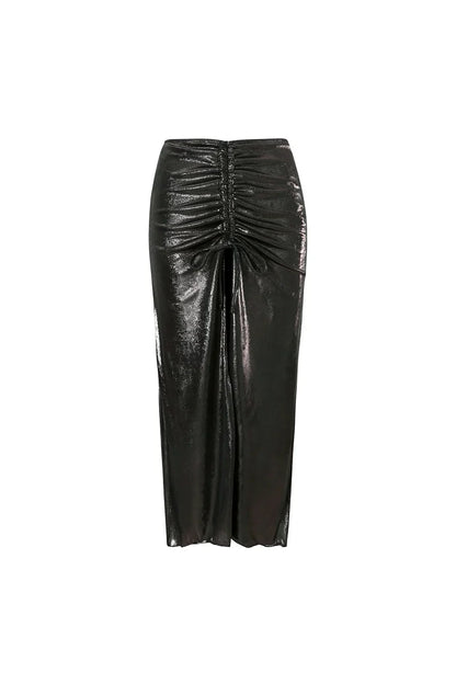 Traje de baño negro brillante con apliques de lentejuelas y recortes