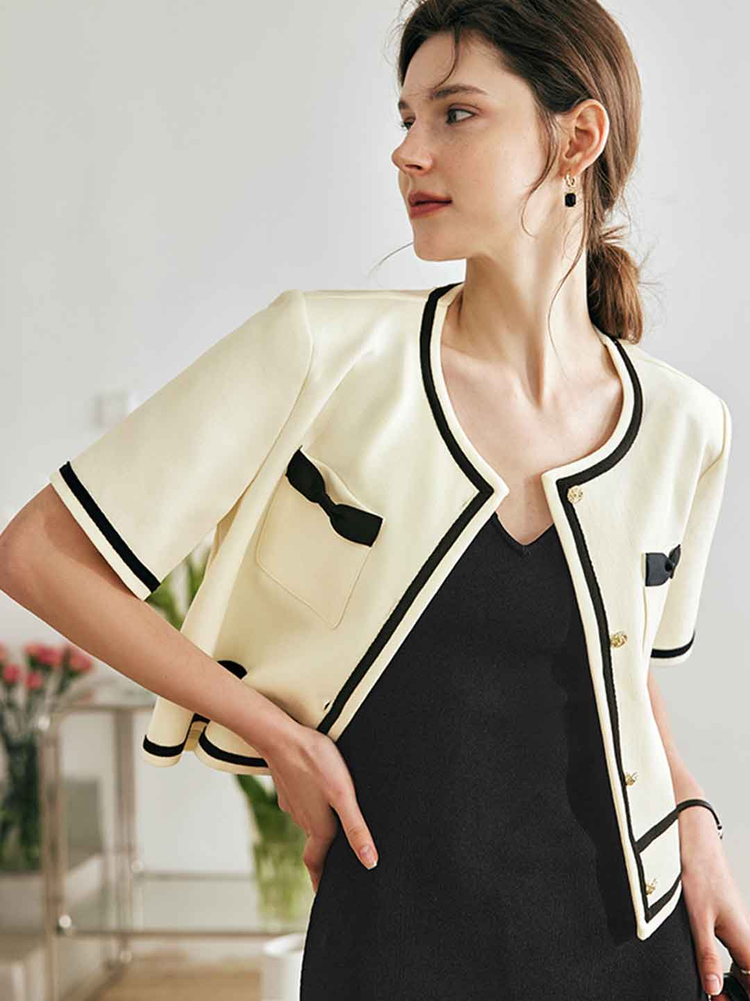 Layla Elegant Contrast Color Bow Pocket Cardigan