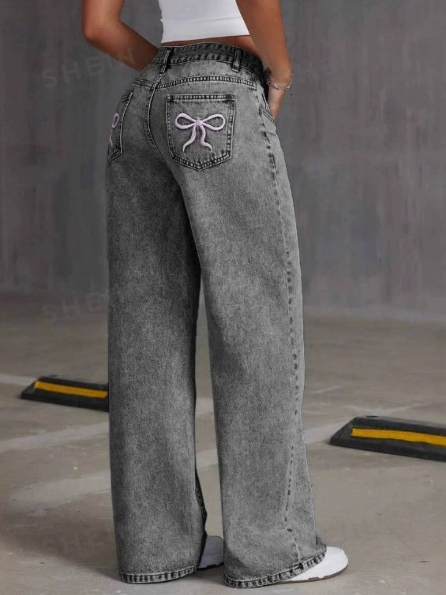 Liber Autumn Women's Embroidery Bow Jeans
