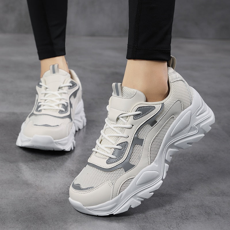 Women’s Classic Colorblock Lace Up Sneakers | Great for Everyday Wear