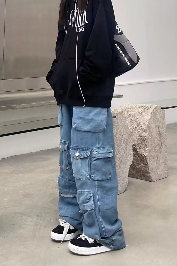 Vaqueros con cremallera y lavado claro