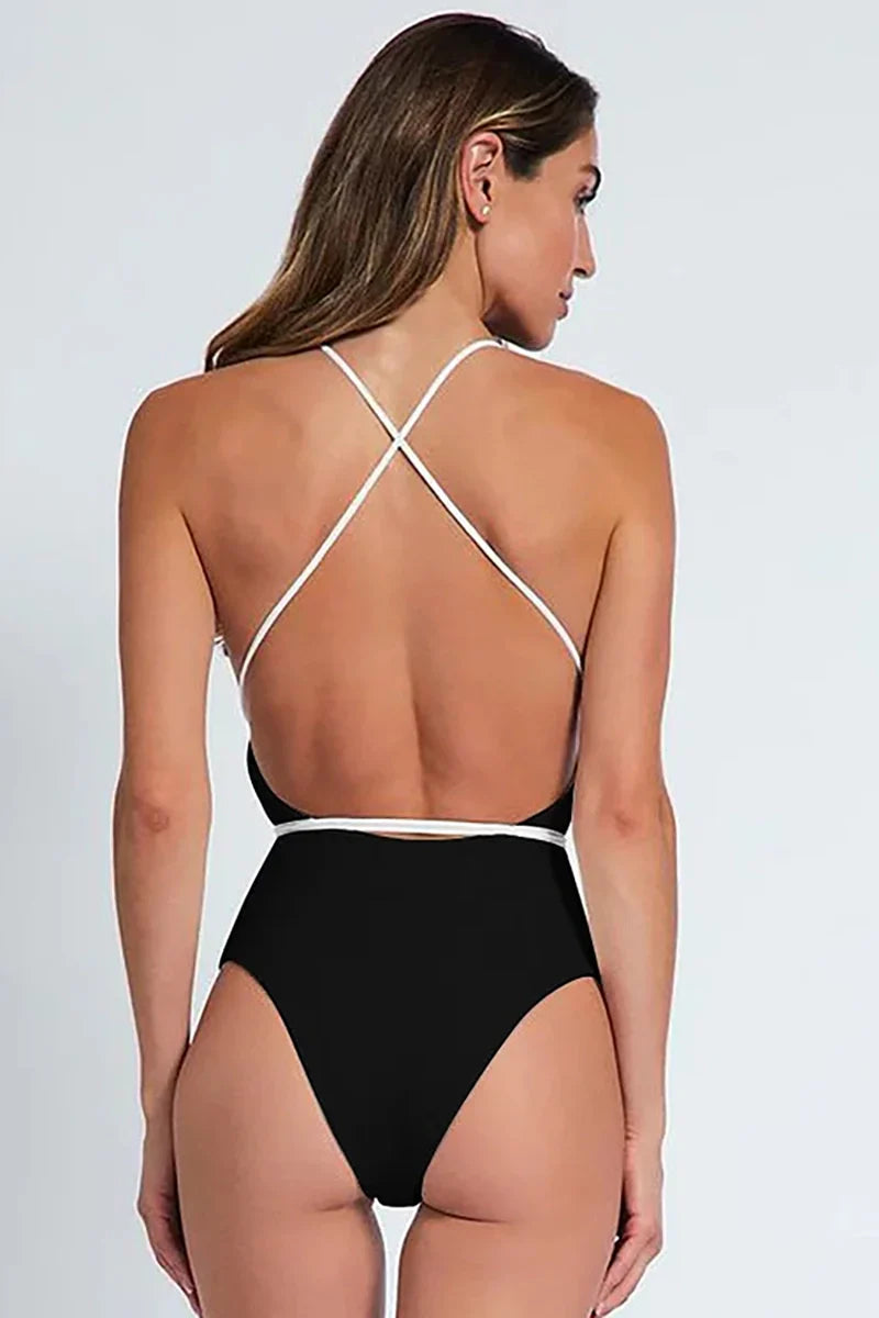 Traje de baño con cuello halter y adornos florales de color sólido