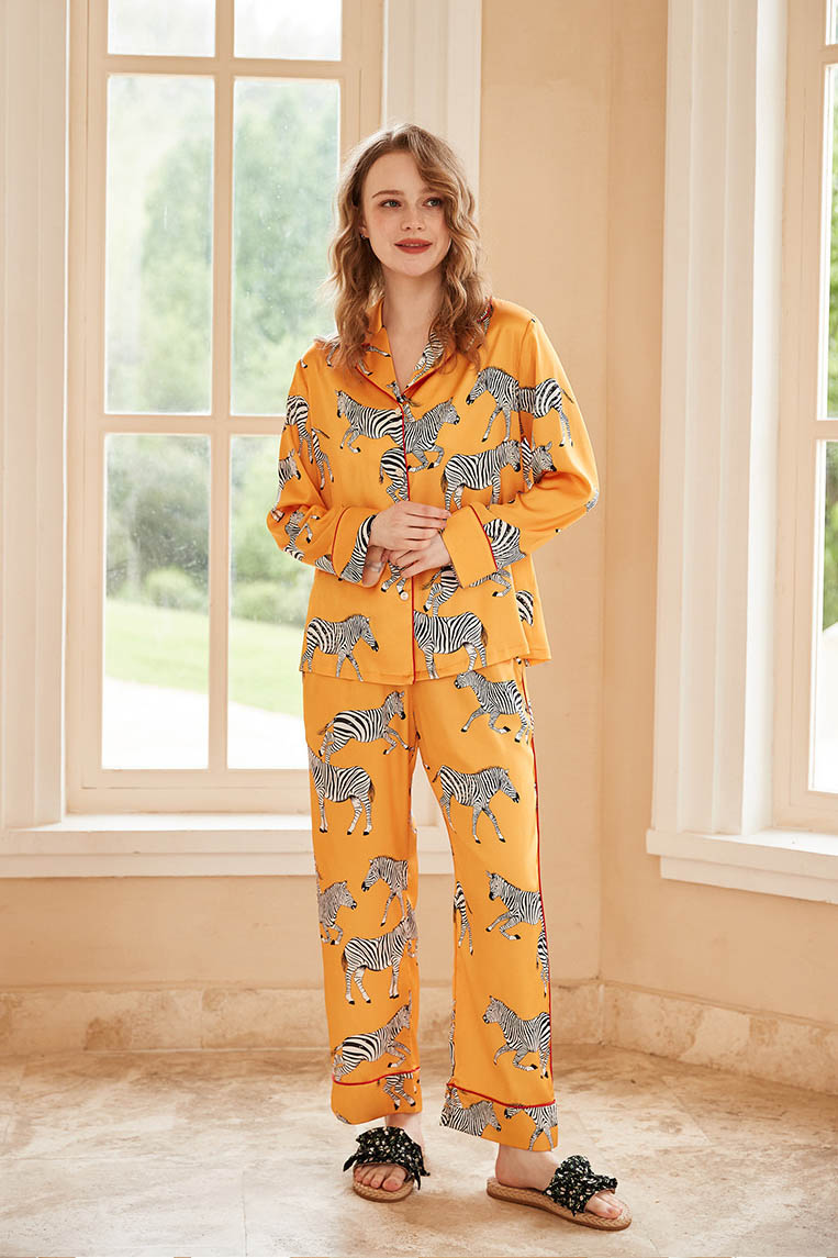 Conjunto de ropa de estar por casa de manga larga con estampado de cebra - Amarillo