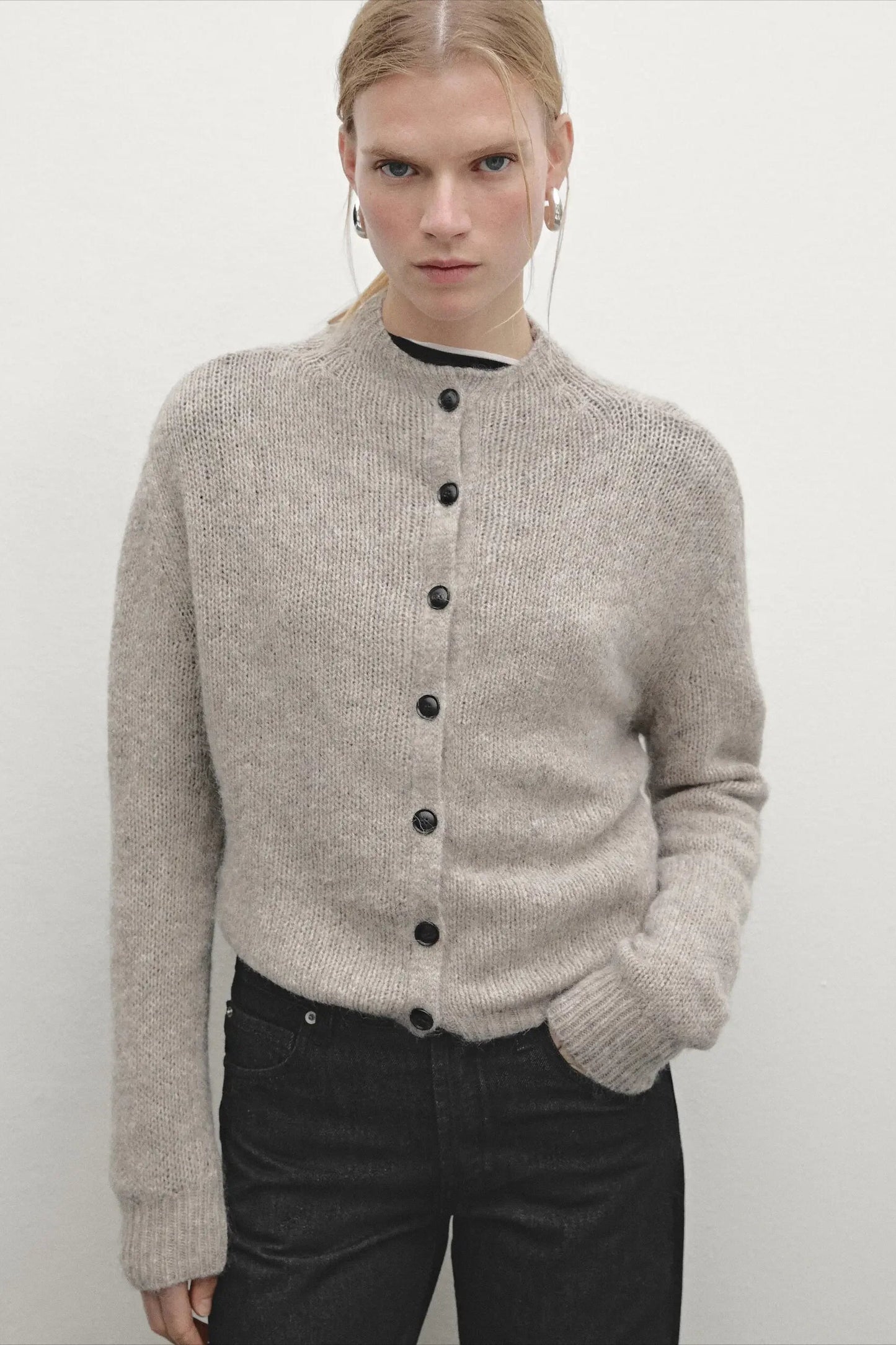 Casual Minimalist Semi-Turtleneck Knit Cardigan