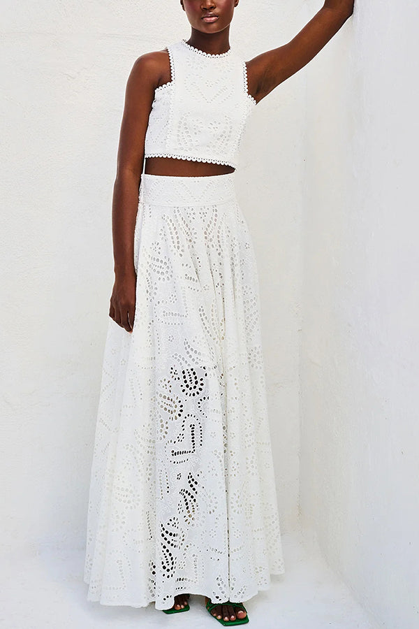 Paris Dreaming Embroidered Lace High Rise Elastic Waist Pocketed Maxi Skirt 