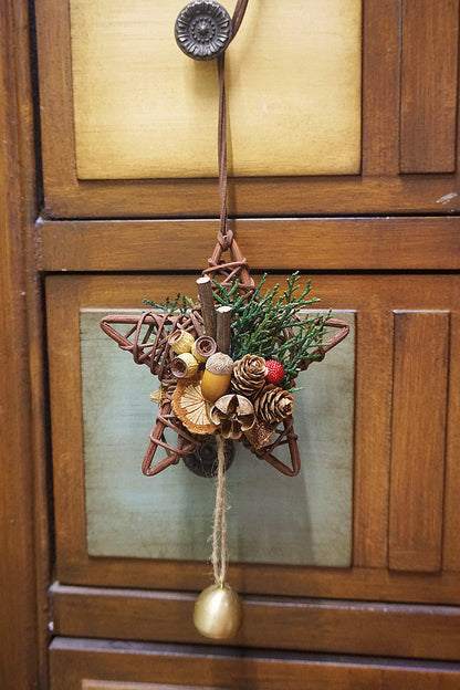 Colgante de decoración navideña - Campana de piña de bosque para coche