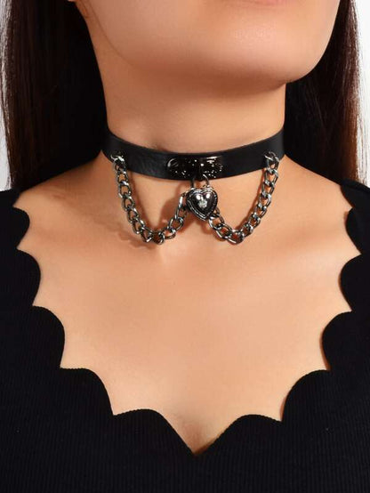 Black Gothic Ajustable Pu Leather Choker Collar Necklace With Heart Pendant for Women