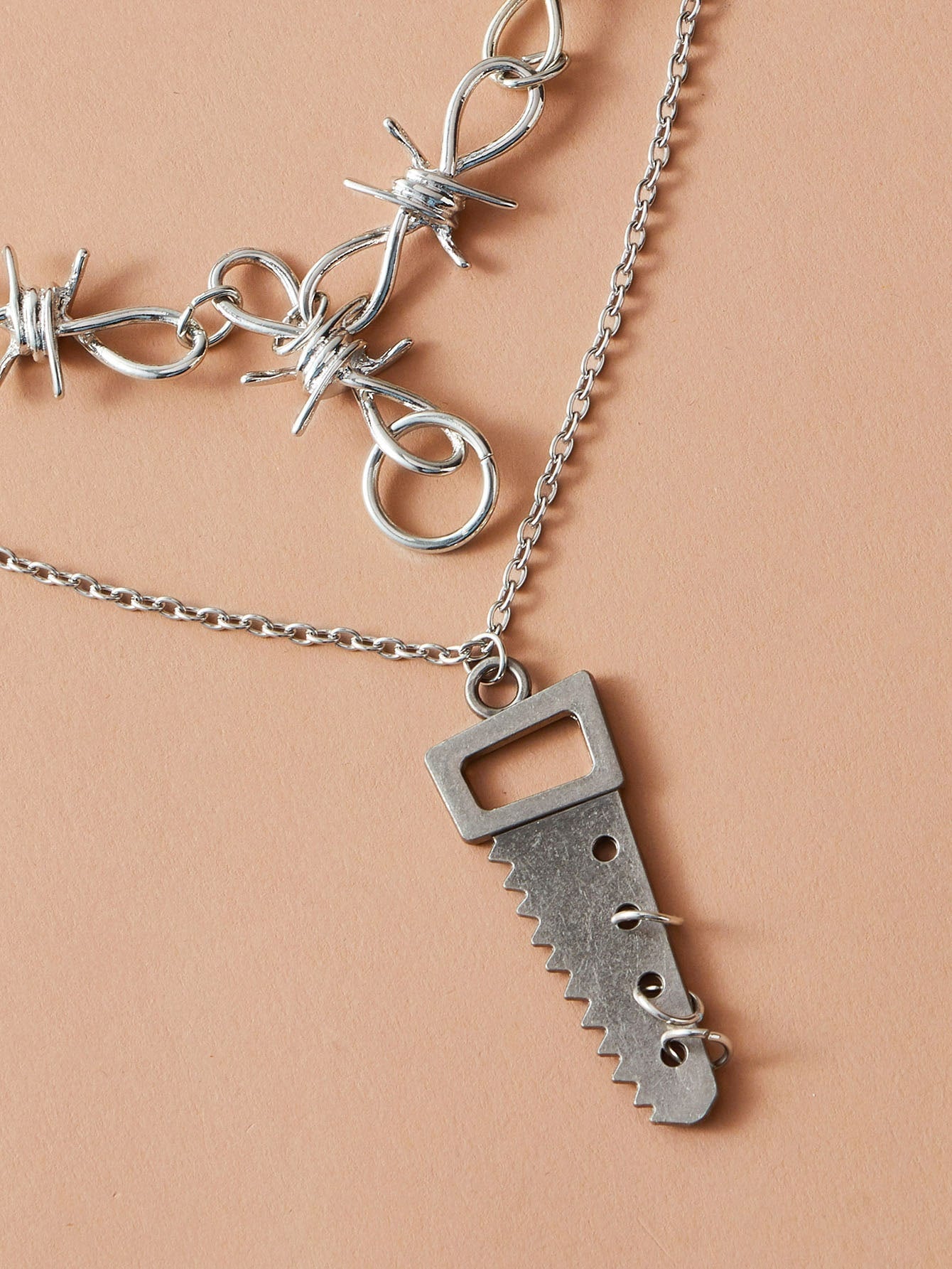 2pcs Metallic Saw & Knot Charm Necklace for Women