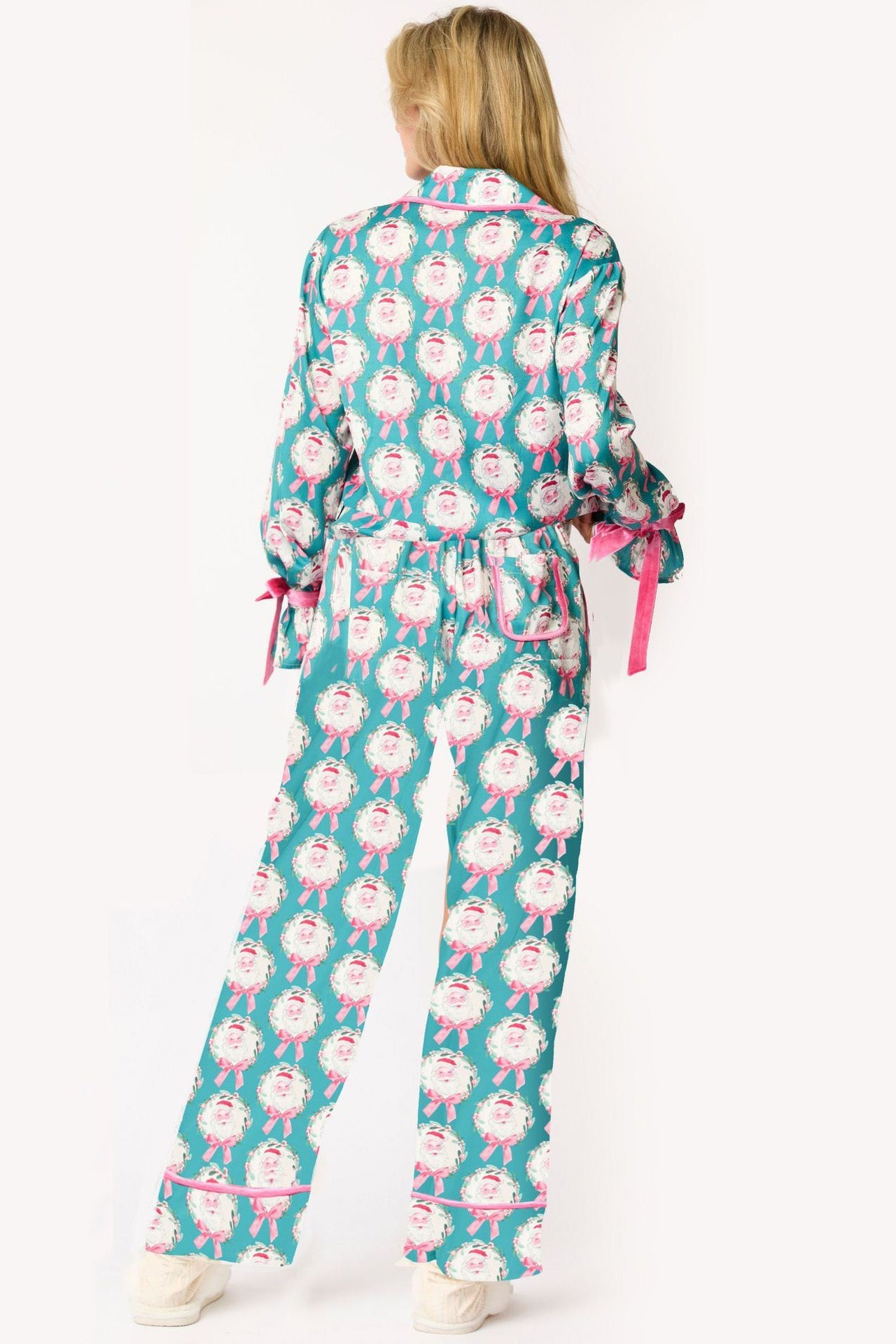 Conjunto largo de pijama con personajes navideños Sprint