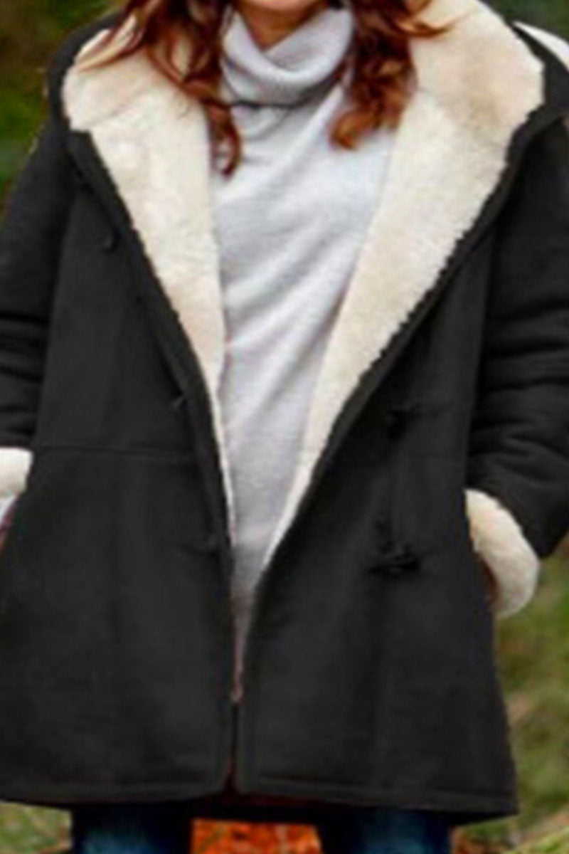 Prendas de abrigo con capucha y cuello dividido liso de moda urbana