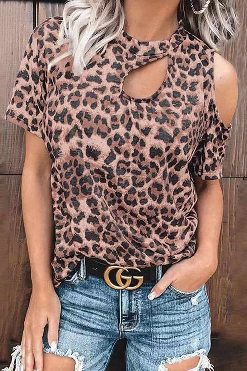 Camisetas de cuello redondo con abertura y estampado de leopardo de Fashion Street