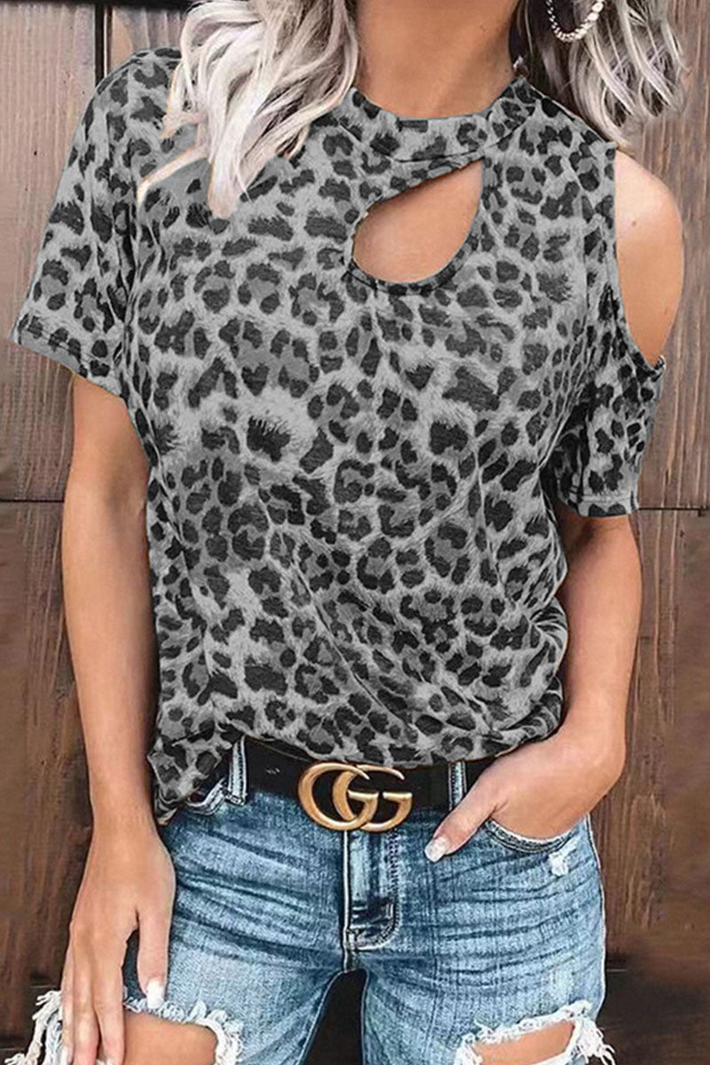 Camisetas de cuello redondo con abertura y estampado de leopardo de Fashion Street