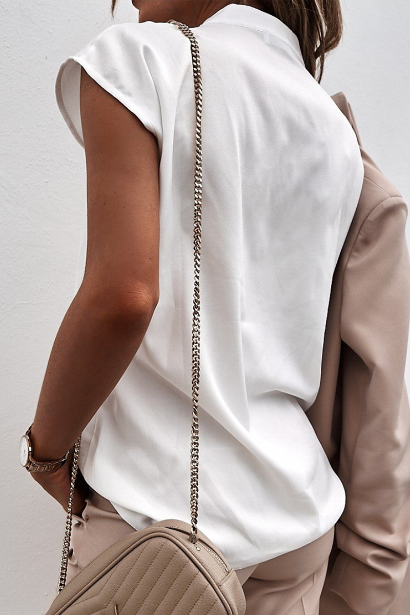 Camisetas casuales lisas con cuello en V y abertura en la parte superior (3 colores)