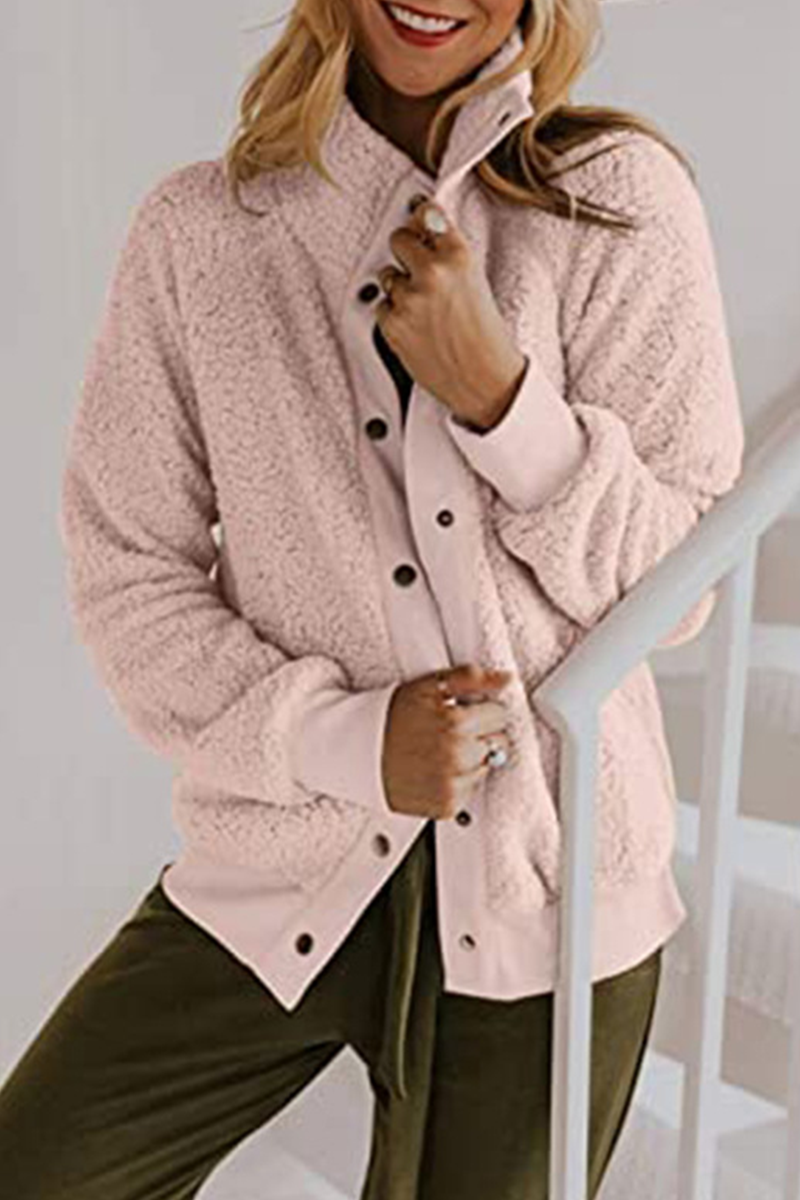 Prendas de abrigo con cuello mandarín, hebilla de unión dividida sólida