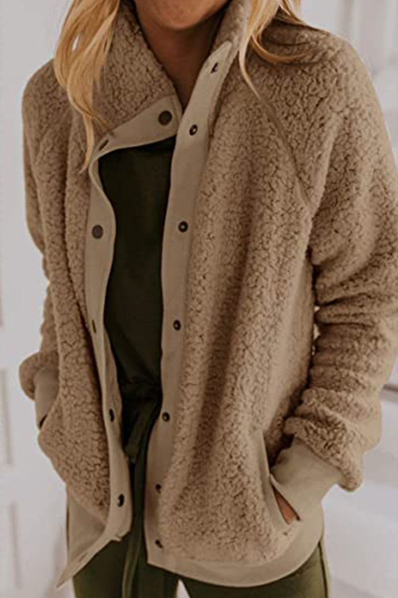 Prendas de abrigo con cuello mandarín, hebilla de unión dividida sólida