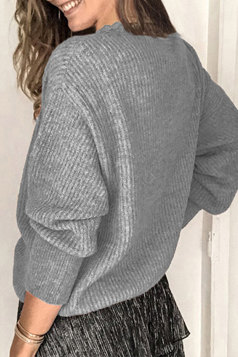 Tops casuales de encaje liso con hebilla y escote en V (12 colores)