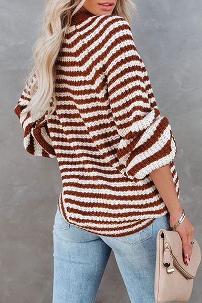 Tops casuales con cuello en V, hebilla y rayas divididas
