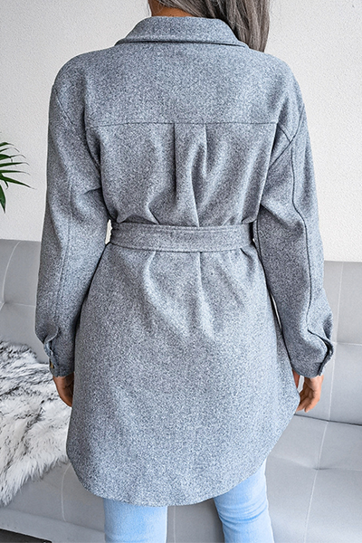 Prenda exterior informal de calle con hebilla sólida y cinturón con cuello vuelto