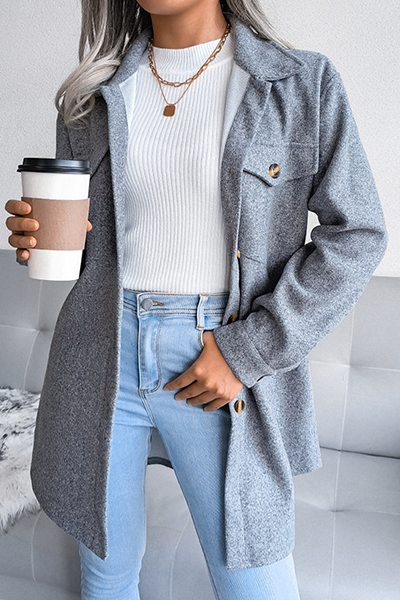 Prenda exterior informal de calle con hebilla sólida y cinturón con cuello vuelto