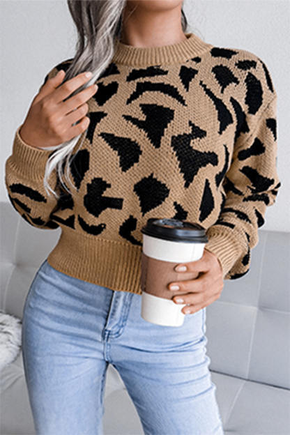 Tops casuales con cuello redondo, abertura y contraste