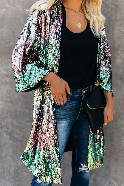 Prendas de abrigo con lentejuelas bordadas y patchwork de moda callejera