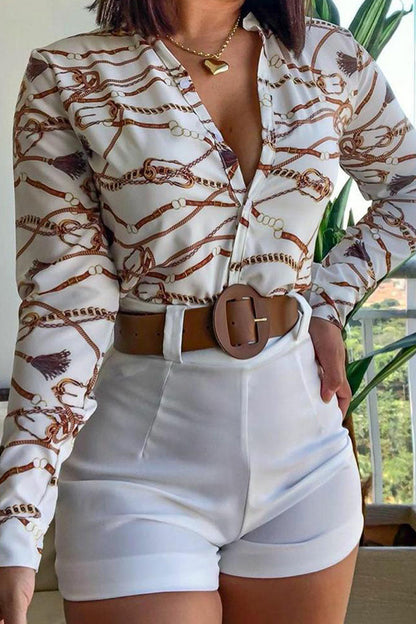 Conjunto de dos piezas con cuello vuelto, manga larga y estampado informal de patchwork y hebilla