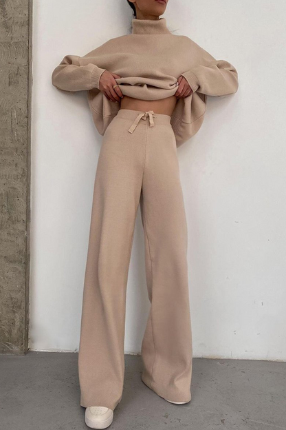 Conjunto informal de dos piezas con cuello alto, manga larga y parches sólidos