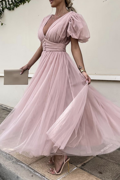 Vestido de malla con escote en V y abertura en la parte superior, de moda