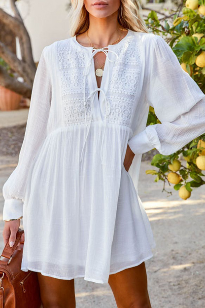 Vestidos casuales de encaje liso con cuello en V y falda pastel