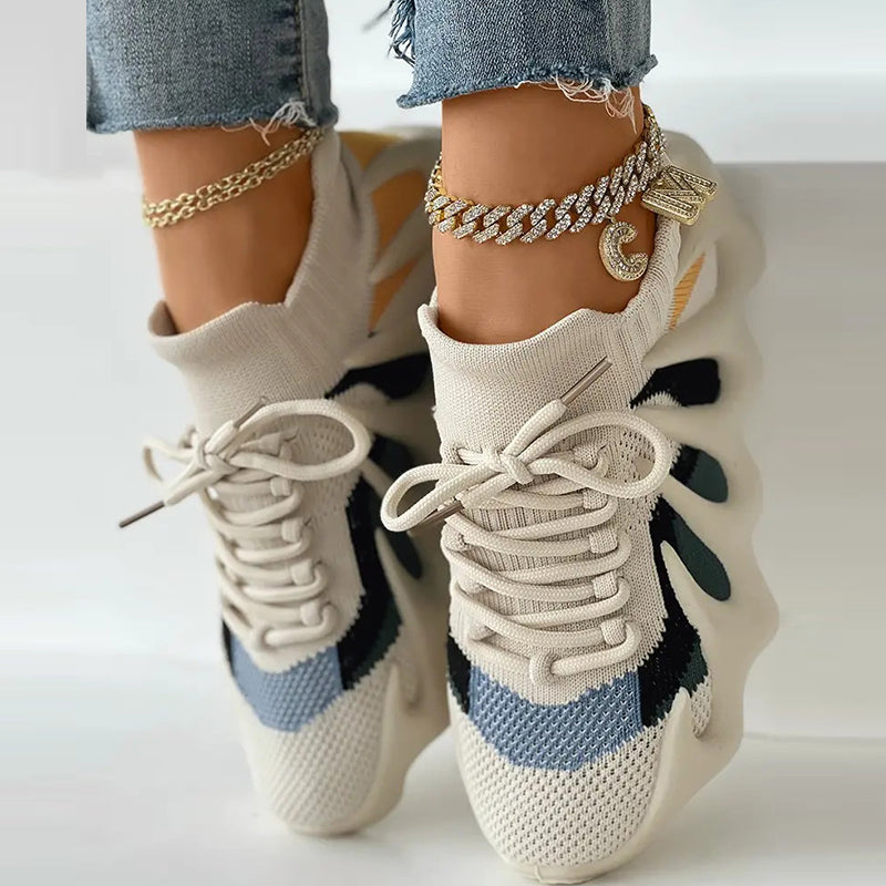 Zapatillas deportivas de moda informales con diseño de parches y diseño redondo para correr