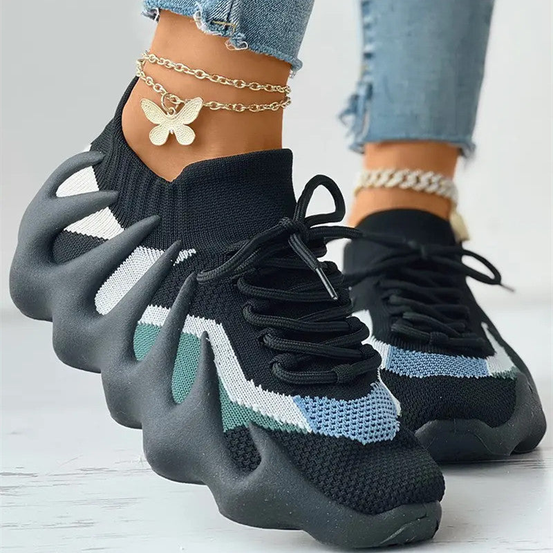 Zapatillas deportivas de moda informales con diseño de parches y diseño redondo para correr