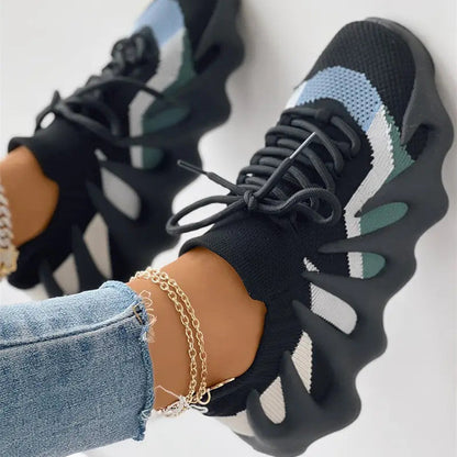 Zapatillas deportivas de moda informales con diseño de parches y diseño redondo para correr