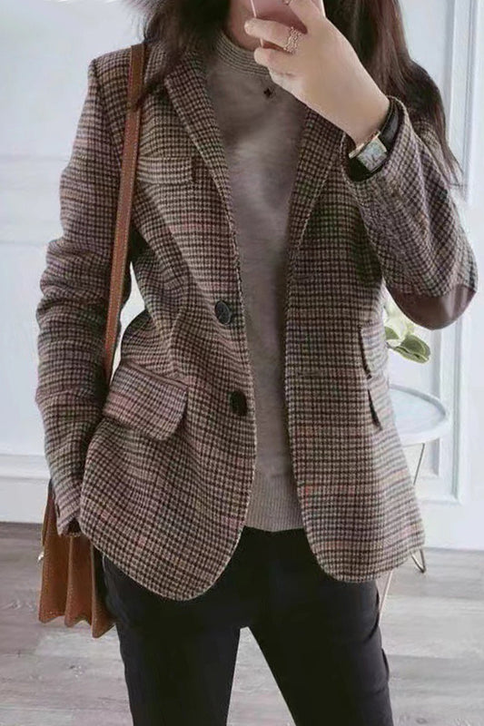 Prendas de abrigo con cuello vuelto, diseño de patchwork y cuadros escoceses