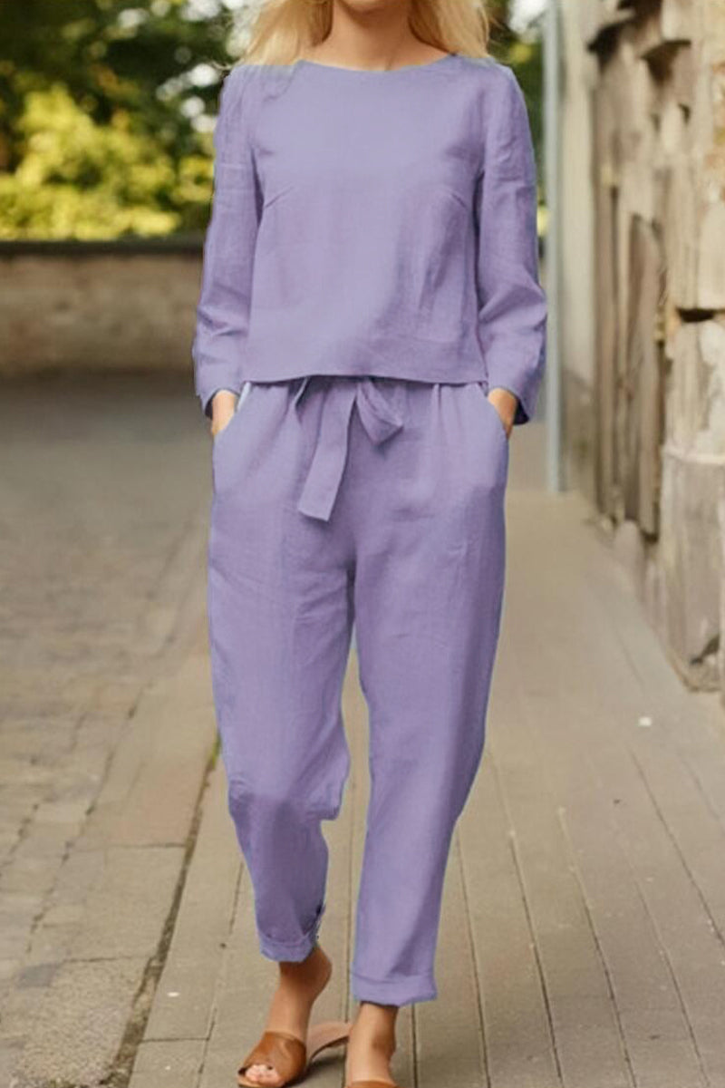 Conjunto informal de dos piezas con cuello redondo, manga larga y color liso
