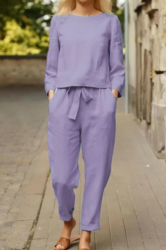 Conjunto informal de dos piezas con cuello redondo, manga larga y color liso