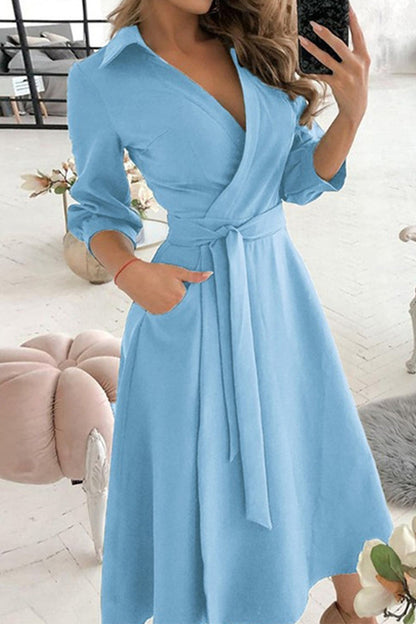 Vestidos elegantes de corte A con cuello vuelto y estampados