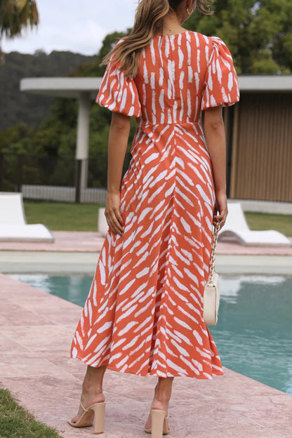 Vestidos elegantes y dulces con falda y escote en V y retazos geométricos