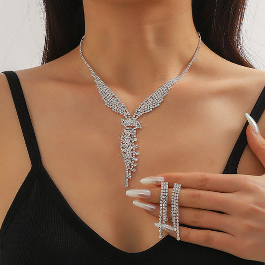 Elegant Simplicity Solid Patchwork  (With Necklaces &amp; Earrings)