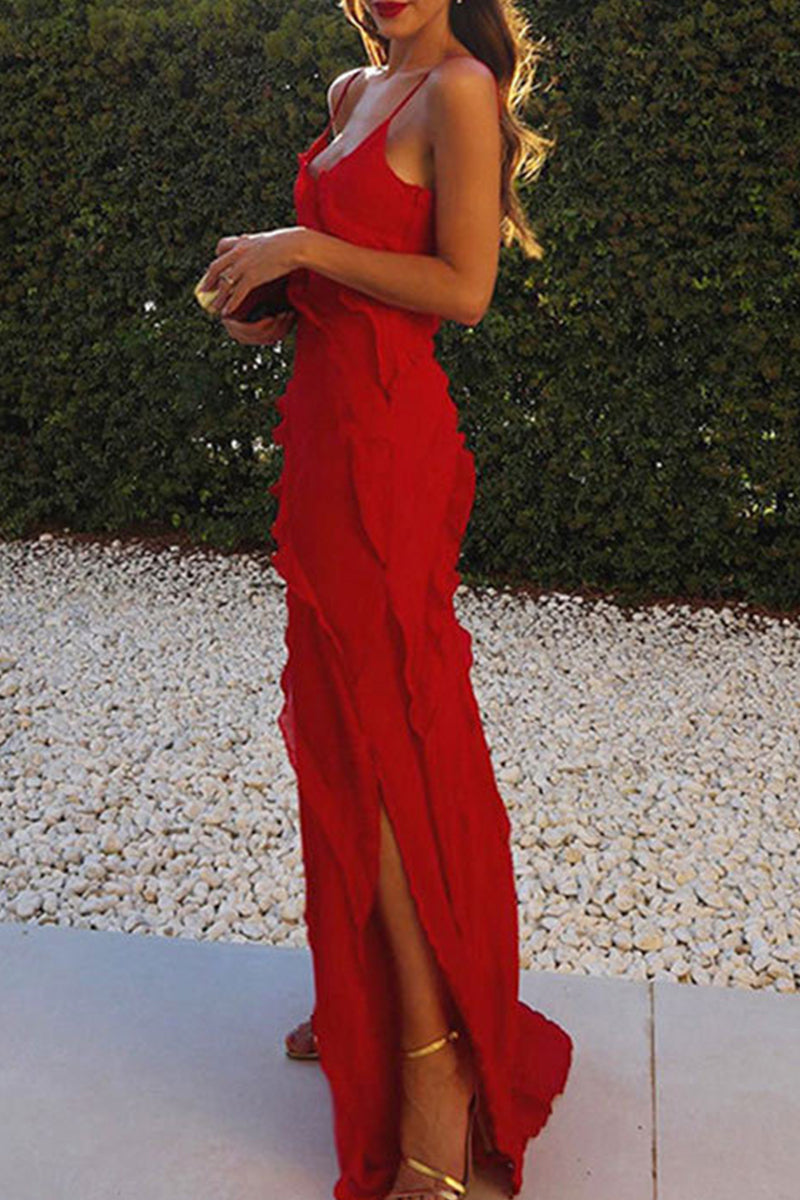 Vestidos de celebridades sexys con escote en V, abertura y volantes lisos